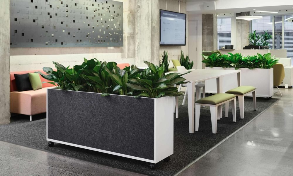 Office Furniture Team Meeting Table Planters and Acoustics
