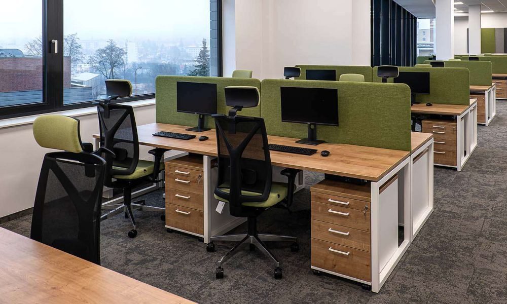 Open Plan Office Desks Green