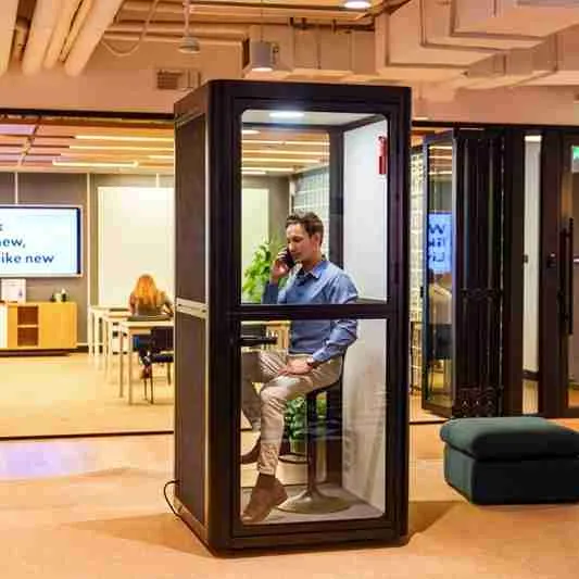 1 Person Phone Booth Pods